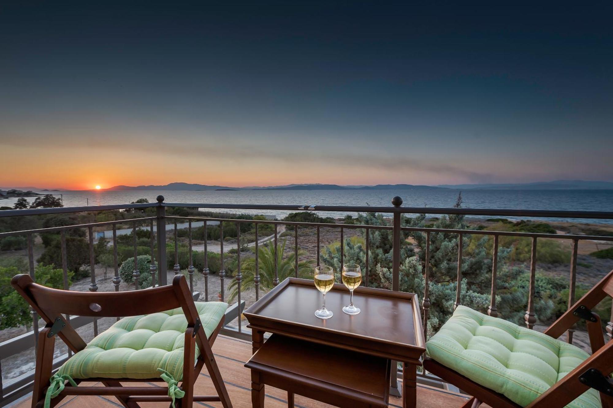 Marfaia - Villa By The Sea Agioi Bagian luar foto